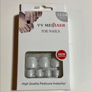💵Steals and Deals💵 VV Meijiaer Glitter Toe Nails